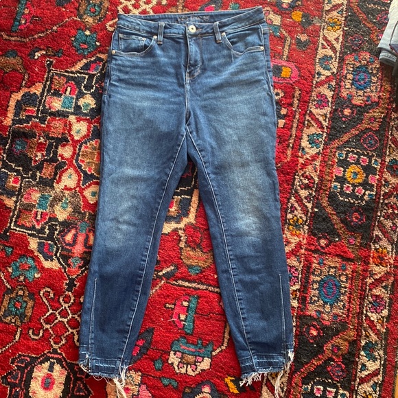 Jag Jeans Denim - High Waisted Distressed Hem Jag Jeans